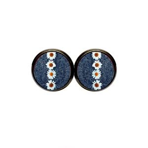 Grunge Daisy Earrings
